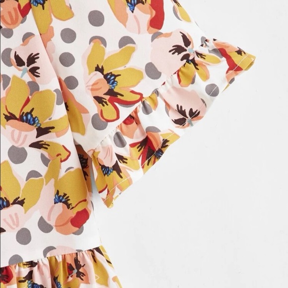 SHEIN FLORAL BLOUSE - Picture 4 of 4